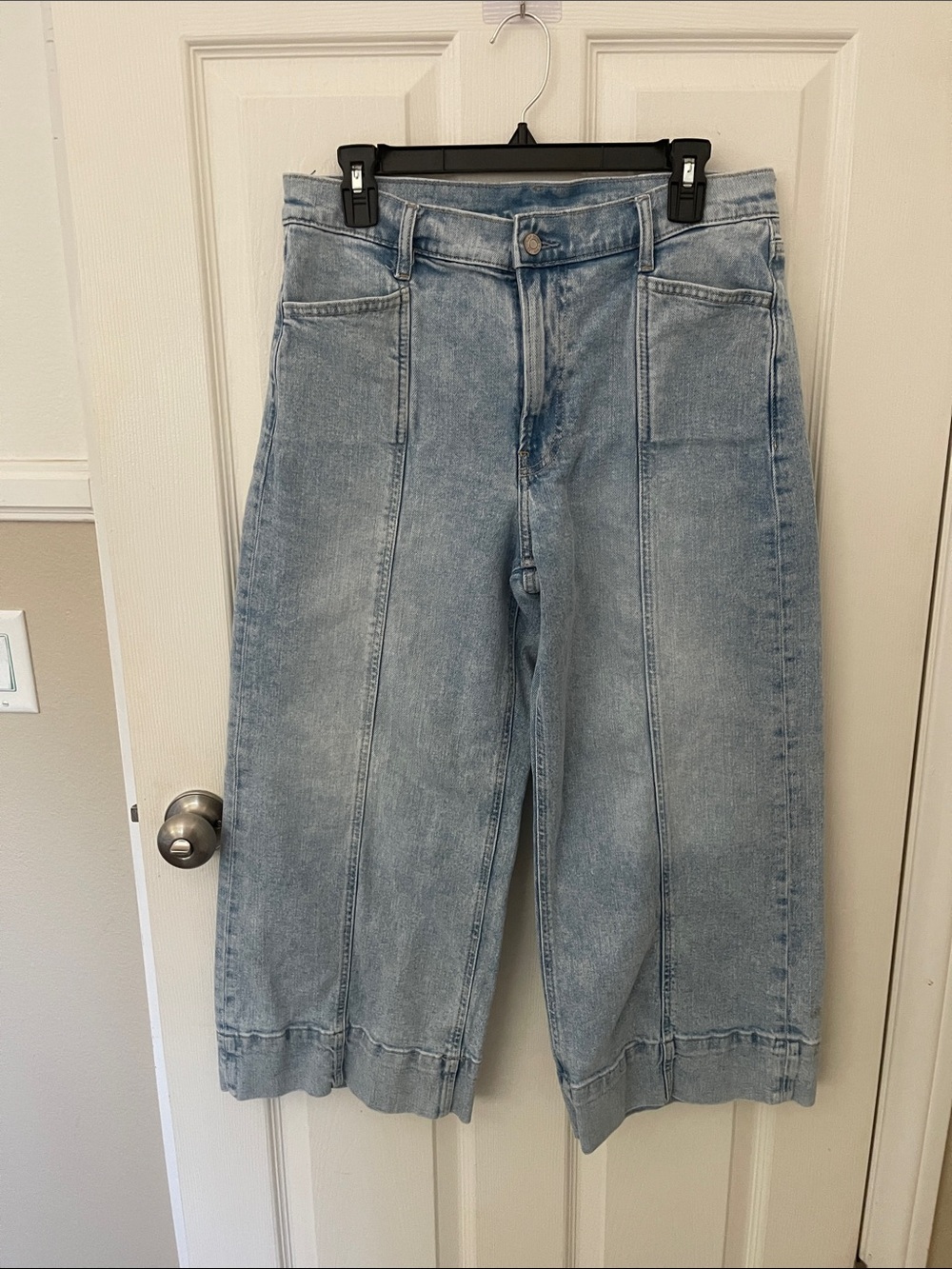 GAP Light Blue High-Rise Stride Ankle Jeans